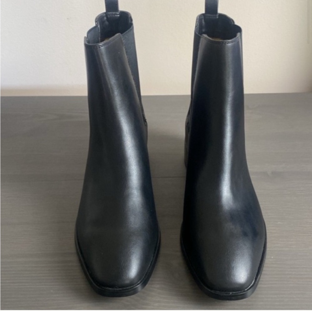 J. Crew Factory Chelsea boot Black Size 8